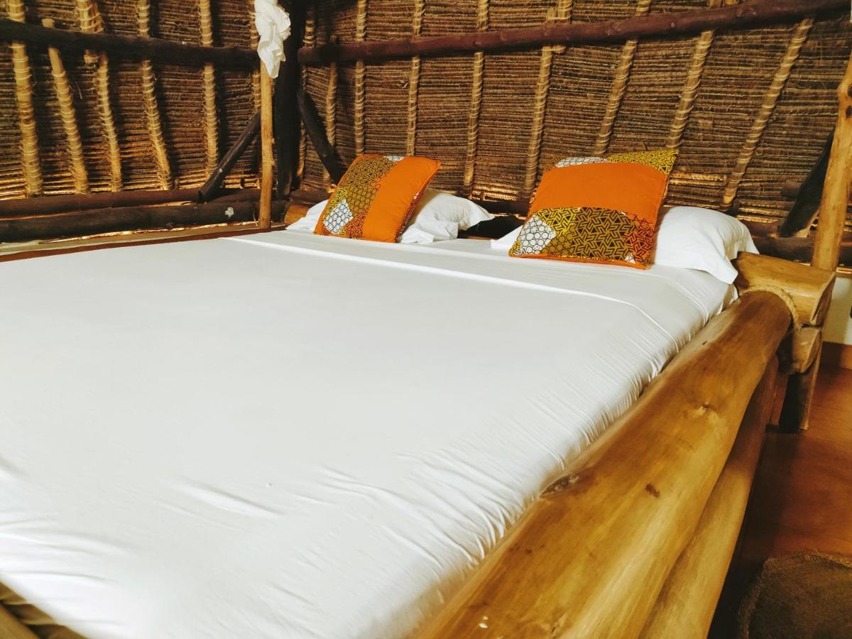 Upani In Diani Bed and Breakfast Diani Beach Eksteriør billede